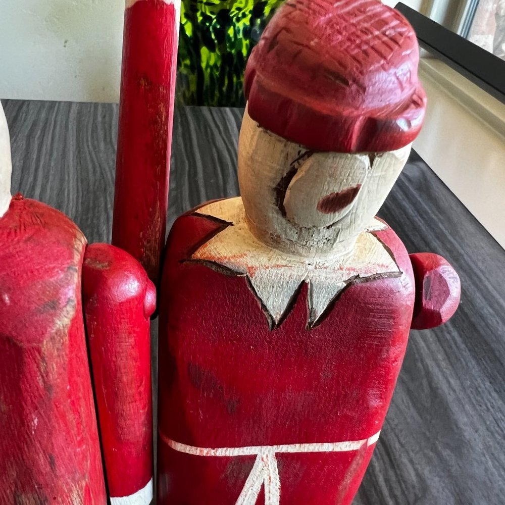 Wolf Creek  Folk Art Santa & Mrs Claus Figure Hand Carved & Painted Wood - Picture 8 of 15